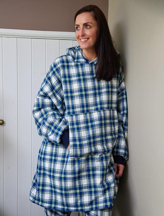 aran cashmere Ladies Irish Flannel Lounge Hoodie - Douglas Blue Tartan