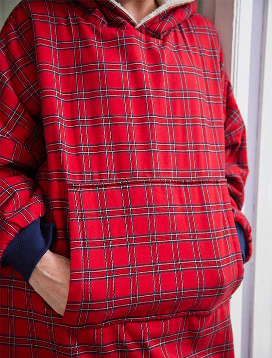 Aran Cashmere Ladies Irish Flannel Lounge Hoodie - Red Tartan