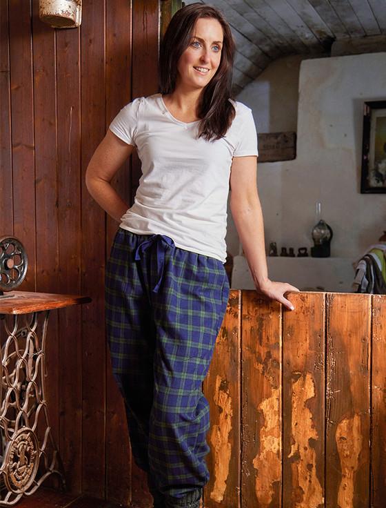 aran cashmere Ladies Irish Flannel Lounge Pants - Green Blackwatch Tartan