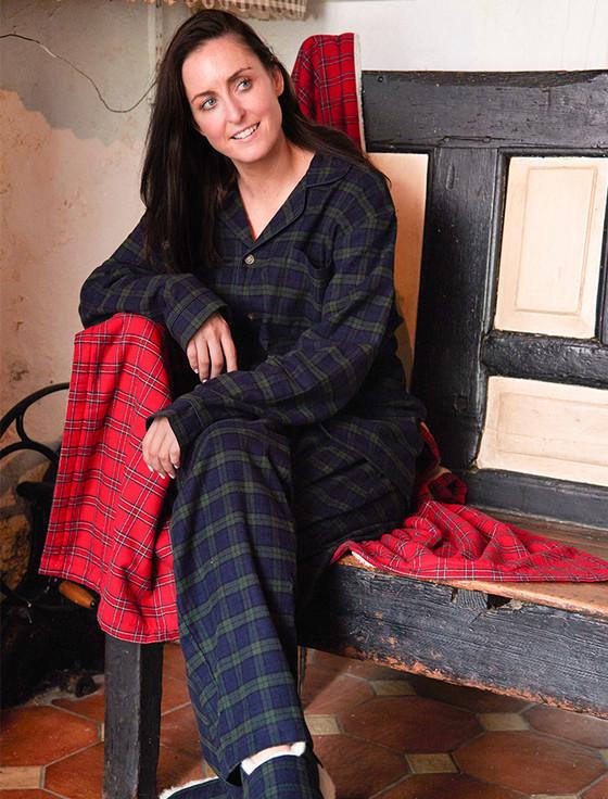 Aran Cashmere Ladies Irish Flannel Pyjamas - Green Blackwatch Tartan