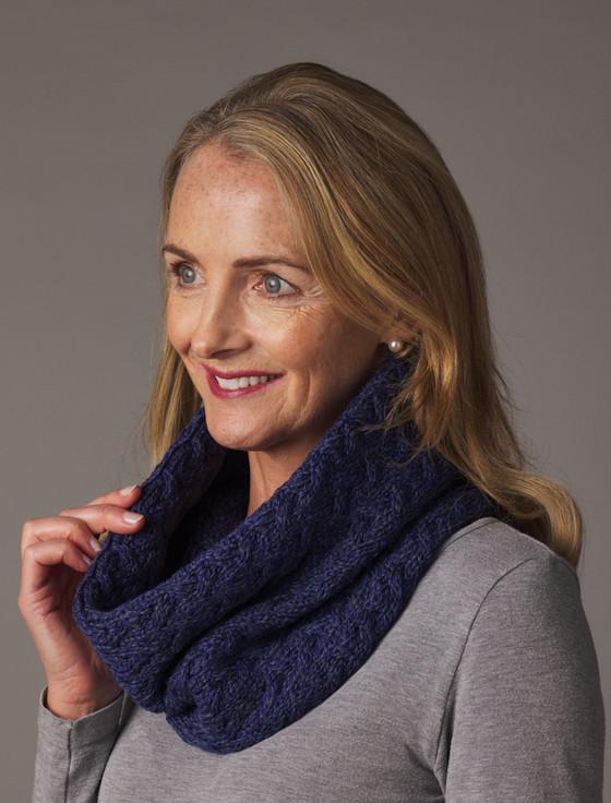 Aran Cashmere Ladies Super Soft Aran Infinity Scarf