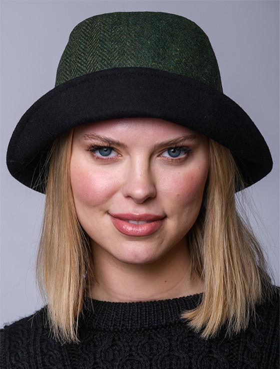 Aran Cashmere Ladies Tweed Clodagh Cap - Green & Yellow