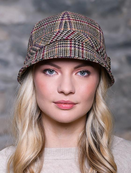 Aran Cashmere Ladies Tweed Flapper Cap - Cream Red & Beige