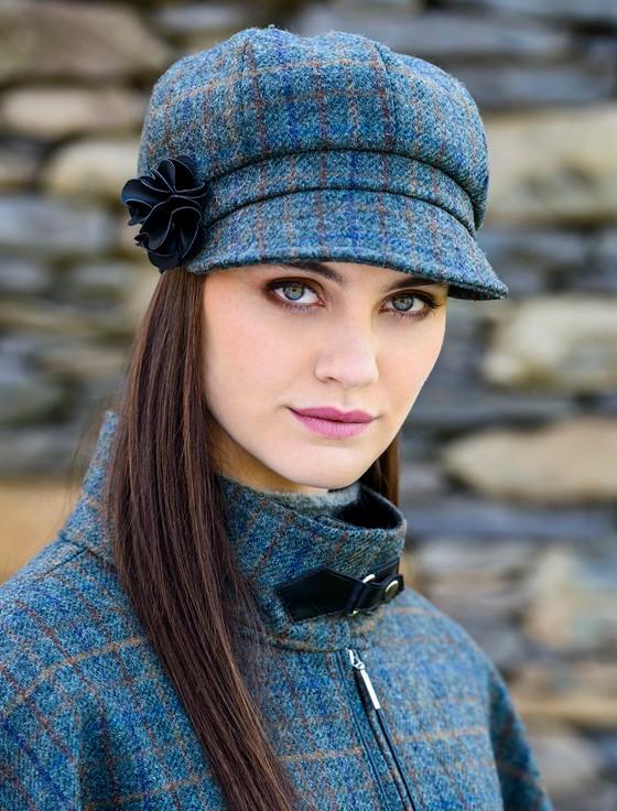 Aran Cashmere Ladies Tweed Newsboy Hat - Green Navy & Brown Plaid