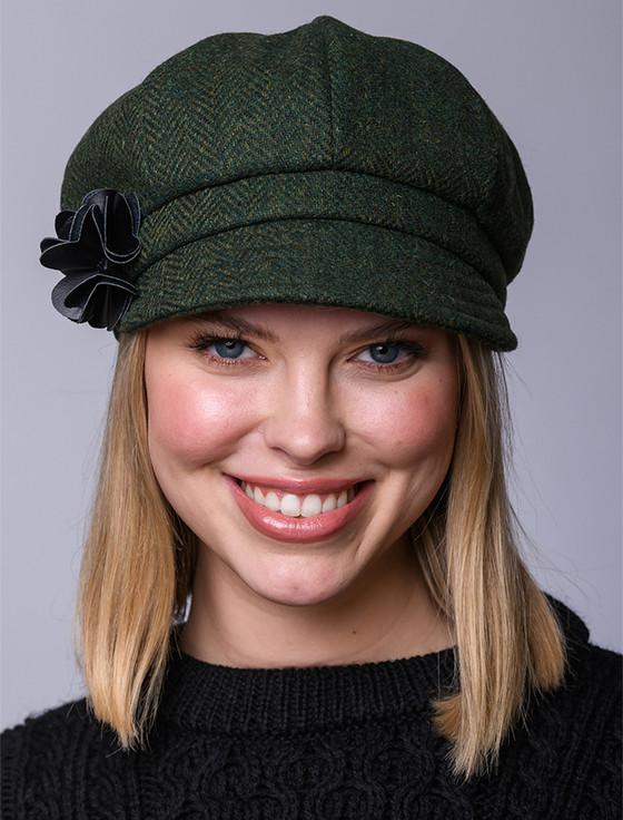 Aran Cashmere Ladies Tweed Newsboy Hat - Green & Yellow