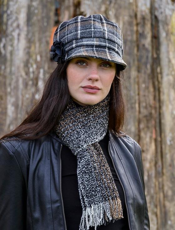 Aran Cashmere Ladies Tweed Newsboy Hat - Grey & Black Plaid