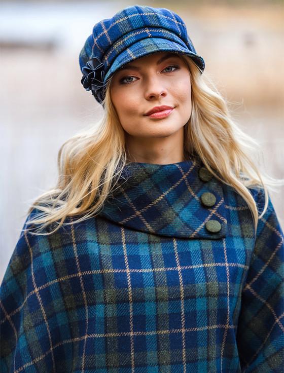 Aran Cashmere Ladies Tweed Newsboy Hat - Navy Sky & Green