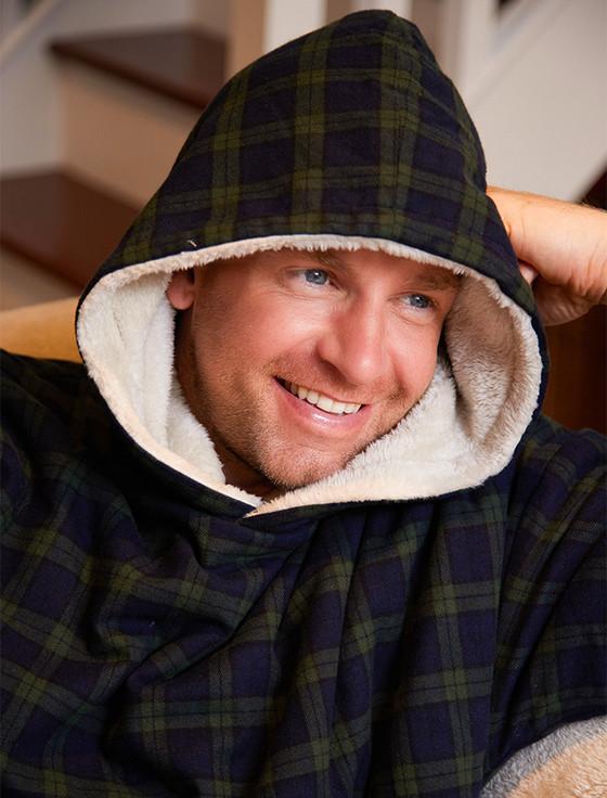 Aran Cashmere Men's Irish Flannel Lounge Hoodie - Green Blackwatch Tartan