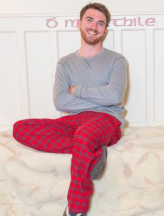 aran cashmere Men's Irish Flannel Lounge Pants - Red Tartan