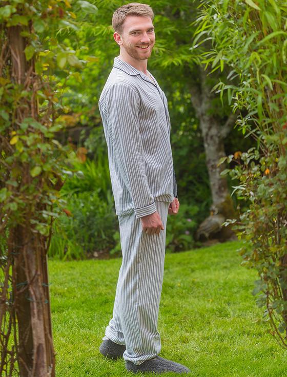 Aran Cashmere Men's Irish Flannel Pyjamas - Blue Stripe