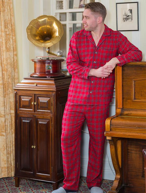 Aran Cashmere Men's Irish Flannel Pyjamas - Red Tartan
