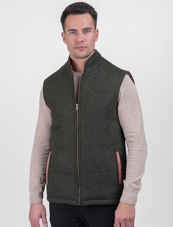 Aran Cashmere Men's Tweed & Leather Gilet - Green Herringbone