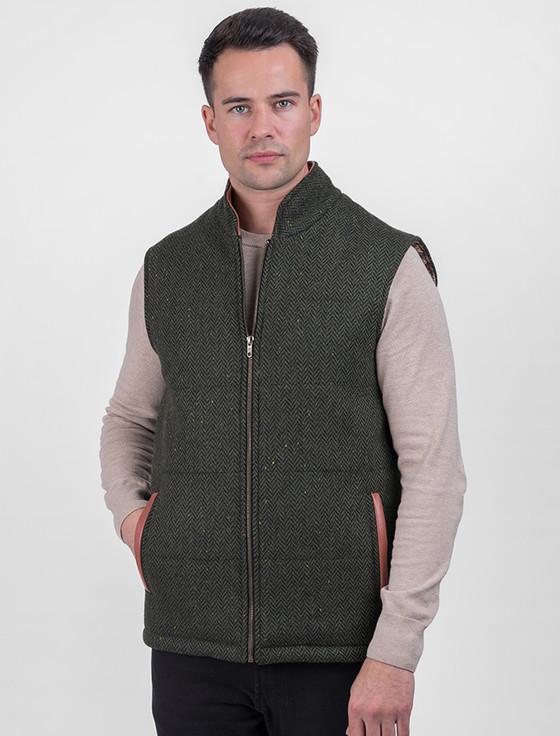 aran cashmere Men's Tweed & Leather Gilet - Green Herringbone