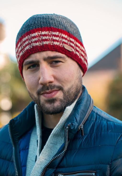 Aran Cashmere Men's Wool Ribbed Pull-on Hat - White-Stripes