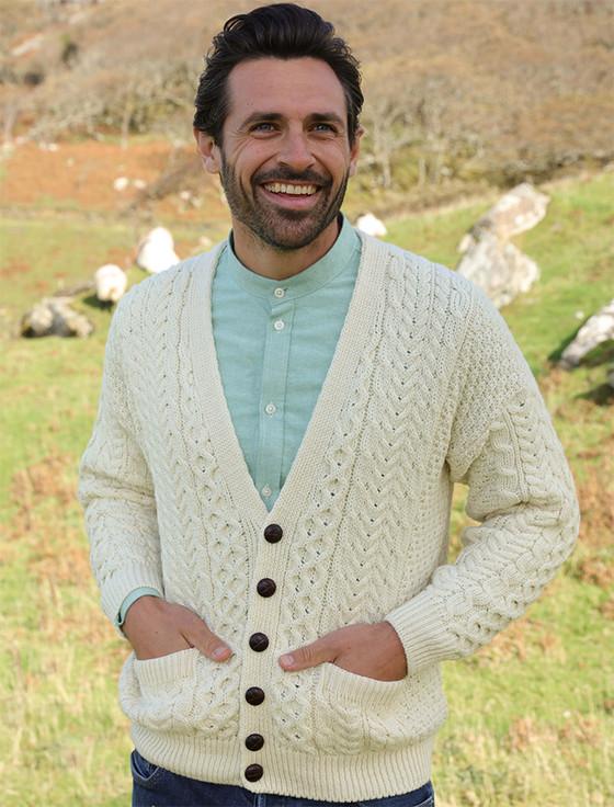 Aran Cashmere Merino Wool Aran Men's V-Neck Cardigan