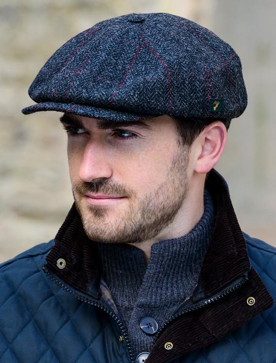 Aran Cashmere Mucros 8 Panel Driving Cap - Charcoal With Red