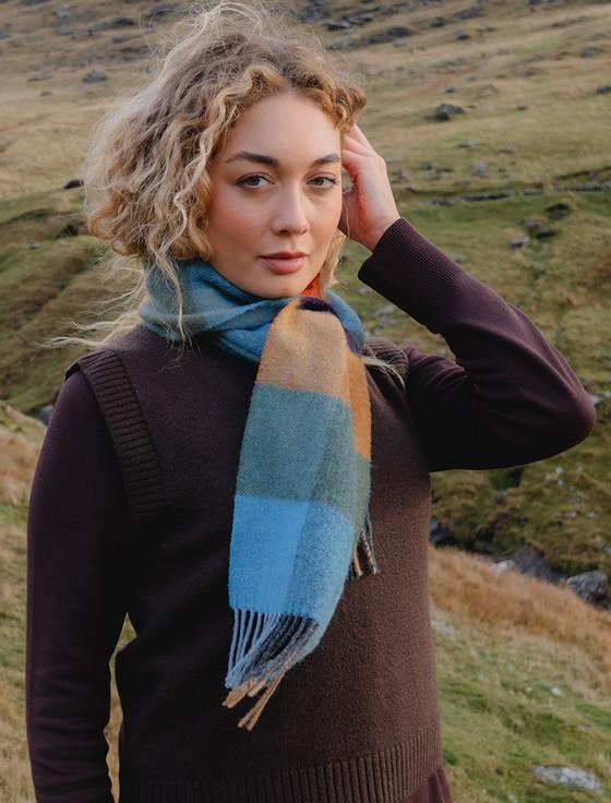 Aran Cashmere Narrow Lambswool Checked Scarf - Mustard Blue & Orange