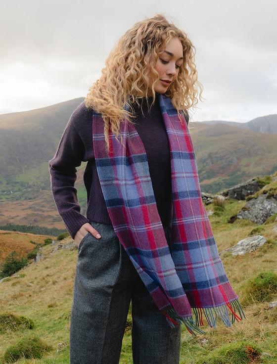 Aran Cashmere Narrow Lambswool Checked Scarf - Raspberry Lavender & Purple