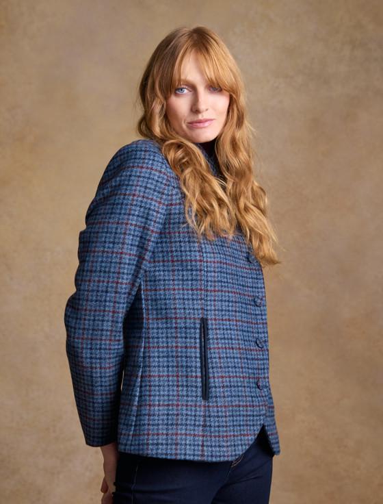 Aran Cashmere Nicole Tweed Blazer – Navy Hacking Check
