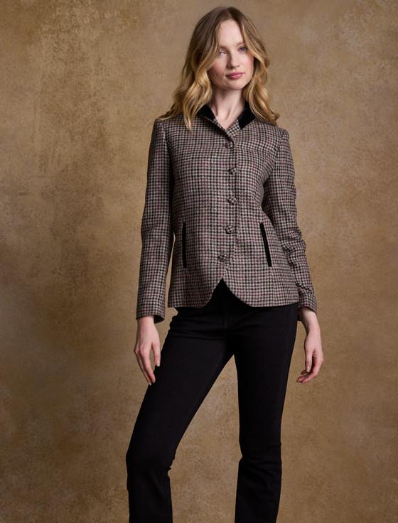Aran Cashmere Nicole Tweed Blazer – Plum Hacking Check