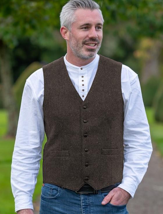 aran cashmere Oscar Wilde Single Breast Brown Tweed Waistcoat