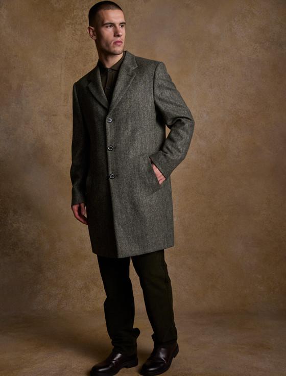 Aran Cashmere Owen Tweed 3/4 Coat - Olive Wide Herringbone