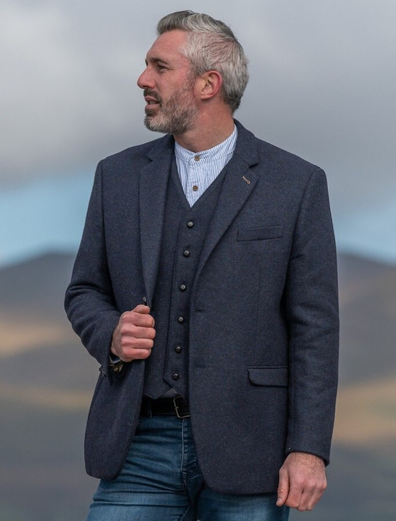 Aran Cashmere Ryan Navy Classic Fit Irish Tweed Jacket