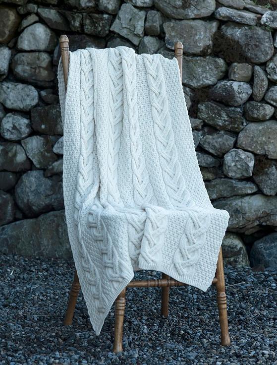aran cashmere Super Soft Chunky Cable Knit Aran Throw
