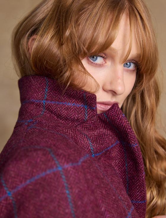 Aran Cashmere Tara Tweed Hacking Jacket - Rose Herringbone Check