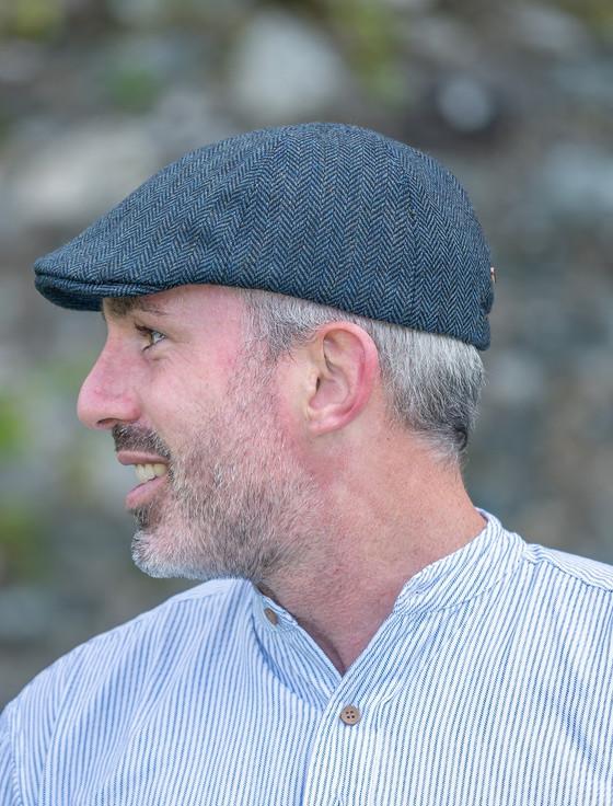 Aran Cashmere Tweed Duck Bill Panel Cap ��?? Blue Herringbone