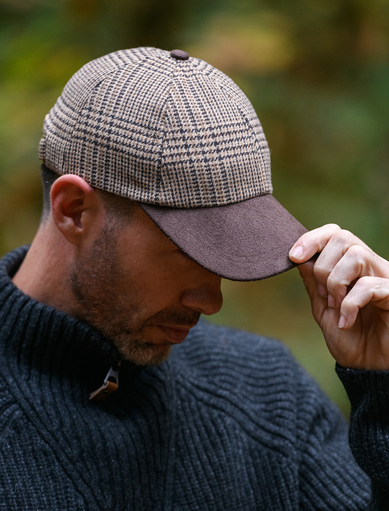 Aran Cashmere Tweed / Suede Camel Box Check Baseball Cap