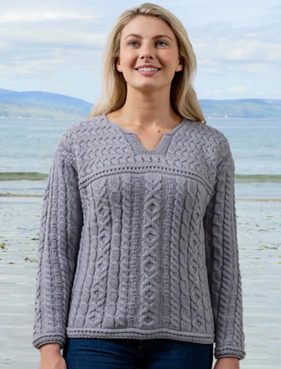 Aran Cashmere Women's Keyhole Crew Neck Aran Sweater
