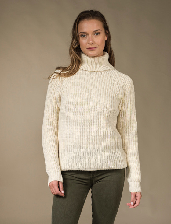 aran cashmere Women's Merino Ribbed Turtleneck Sweater‎