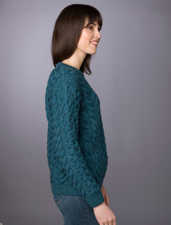 Aran Cashmere Women's Super Soft Aran Crew Neck Sweater‎‎‎‎‎