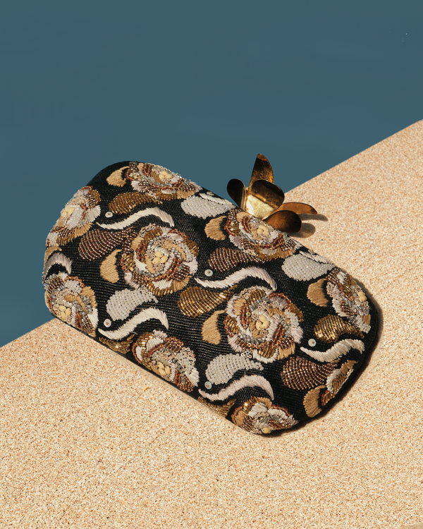 aranáz Aquatic Champagne Clutch (Black)