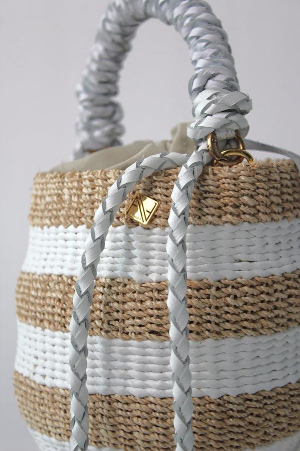 Aranáz Carrie Bucket (White Stripes)