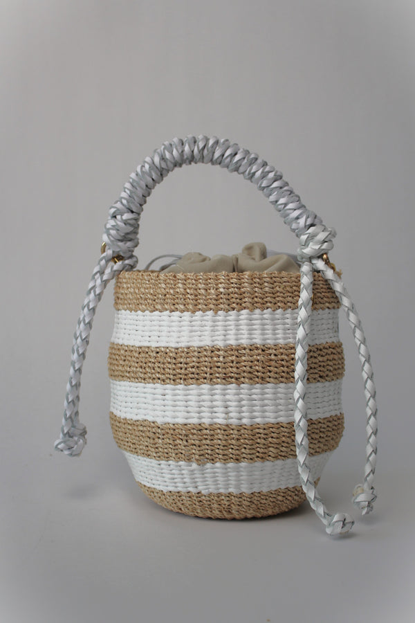 Aranáz Carrie Bucket (White Stripes)