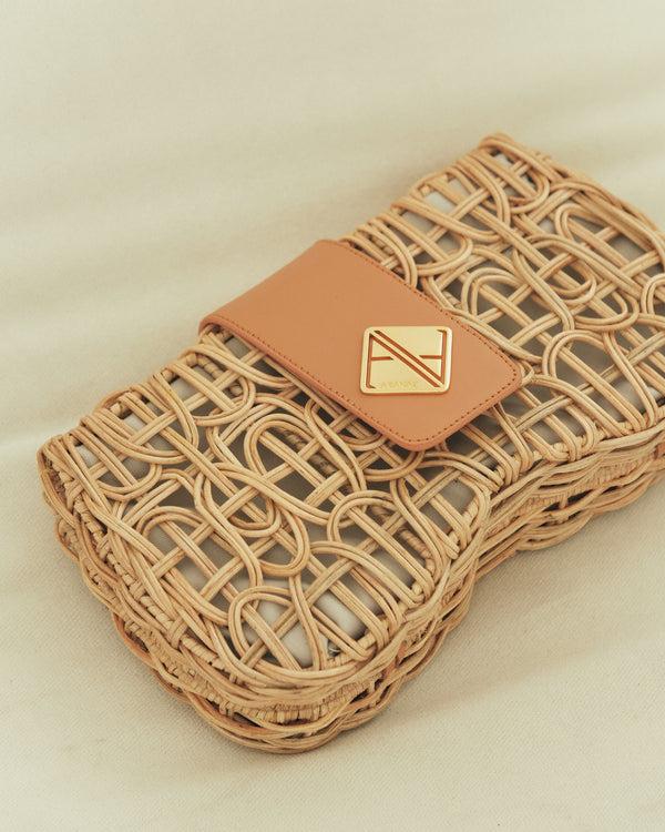 Aranáz Chloe Bean (Natural With Tan Leather)