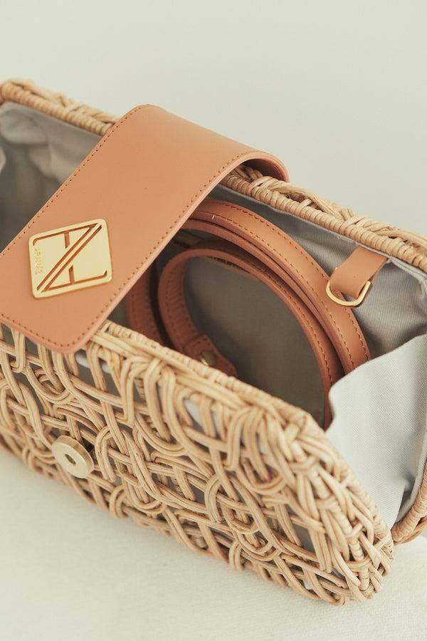 Aranáz Chloe Bean (Natural With Tan Leather)