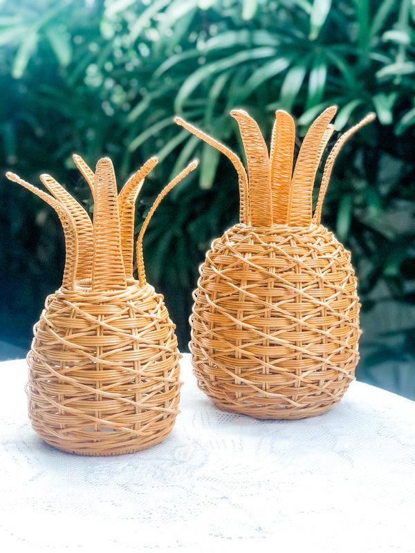 Aranáz Wicker Pineapple Table Lantern (small)