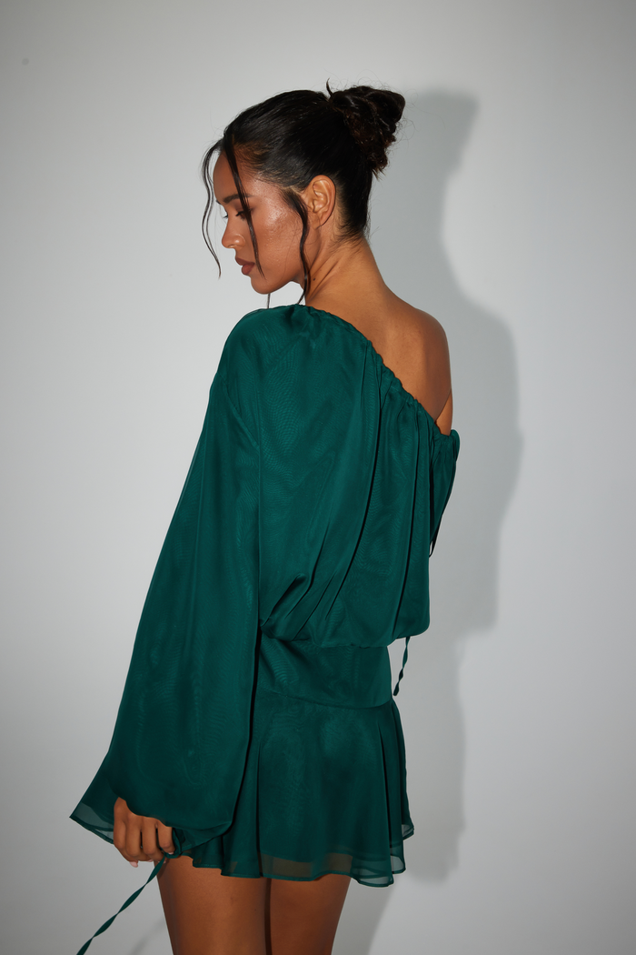 Aria Cove ELLE Dresses