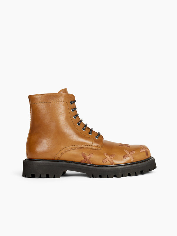 armando cabral GEBA Lace-up Lug Boot in Caramel