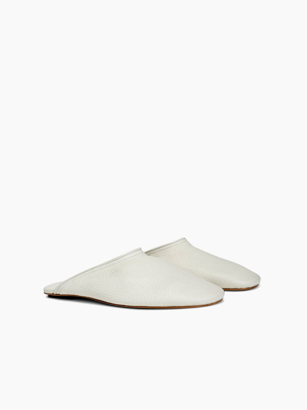 Armando Cabral QUEBO Zip-Pouch Slipper In Milk