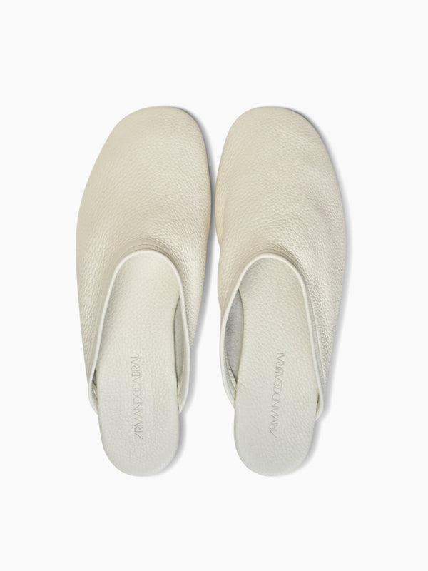 Armando Cabral QUEBO Zip-Pouch Slipper In Milk