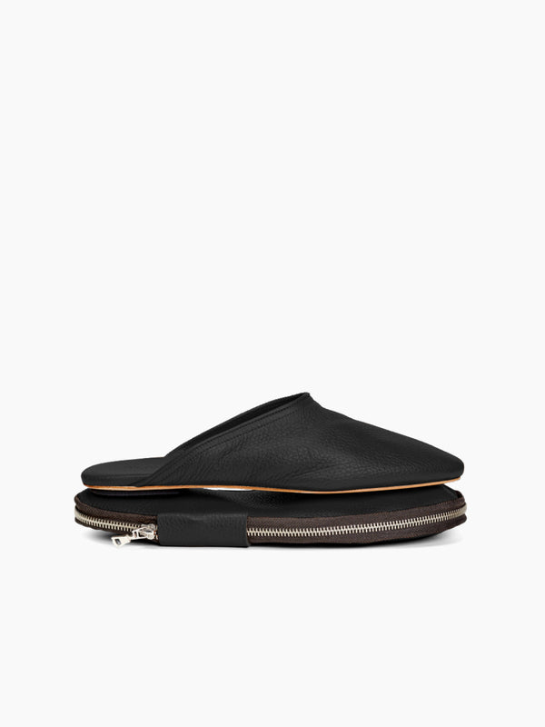 armando cabral QUEBO Zip-Pouch Slipper in Noir