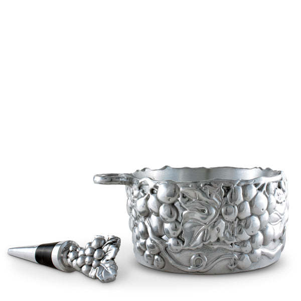 arthur court Grape Wine Caddy and Stopper Set