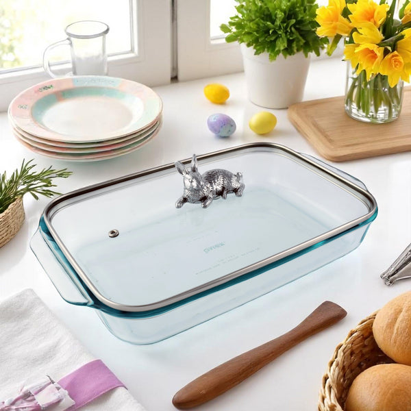 Arthur Court Bunny Lid With Pyrex 3 Quart Baking Dish