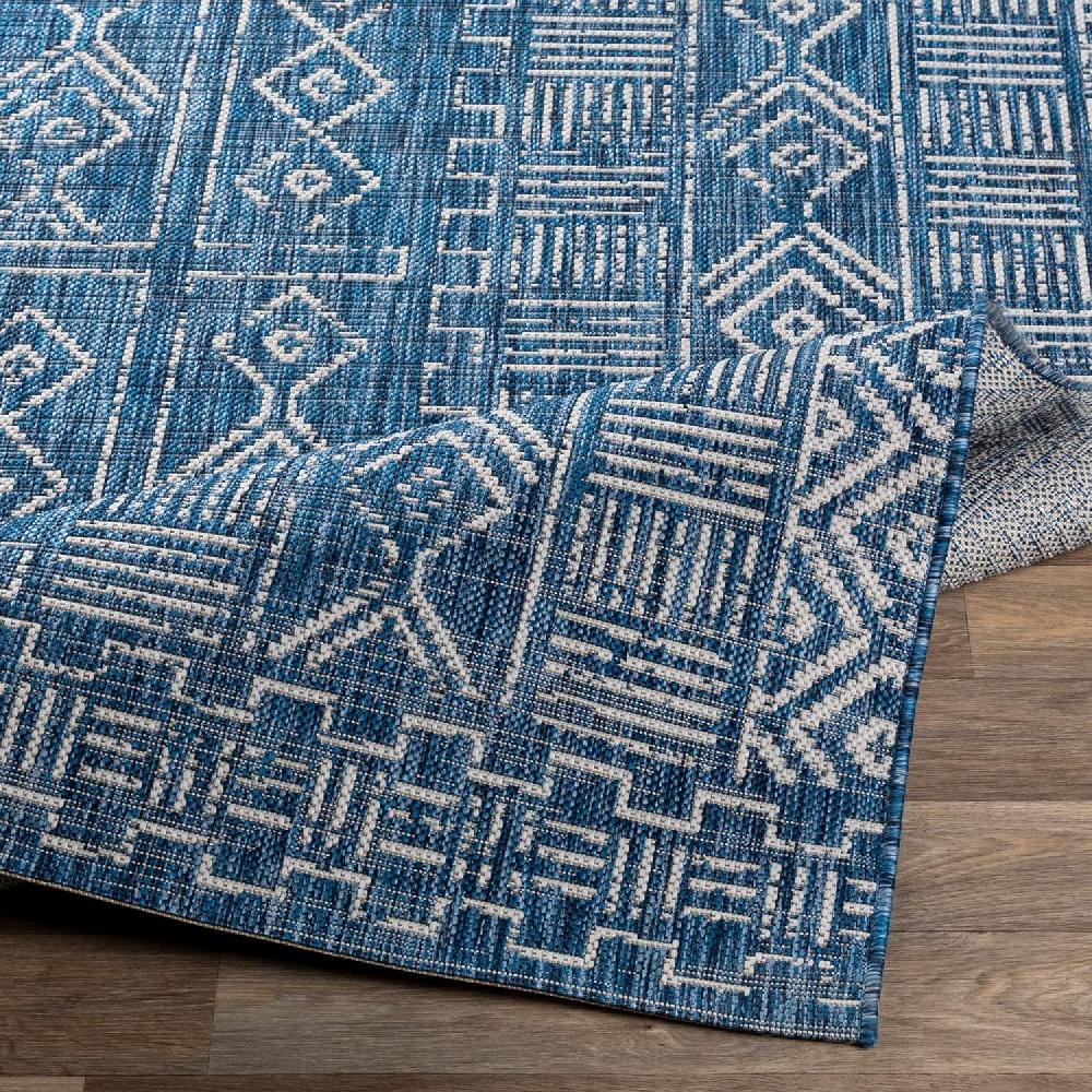 Artistic Weavers Artistic Weavers Christian Bohemian Outdoor Area Rug 5’3″ X 7’7″ Denim(2′ X 2’11” Denim)