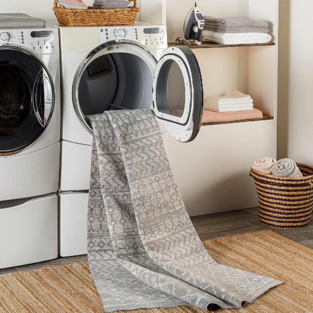 Artistic Weavers Livabliss Chester Boho Moroccan Washable Area Rug 5’3″ X 7′ Light Grey(Blue/Grey)