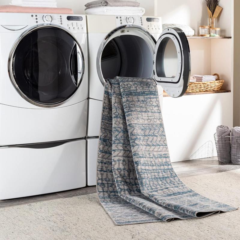 Artistic Weavers Livabliss Chester Boho Moroccan Washable Area Rug 5’3″ X 7′ Light Grey(Navy/Multi)